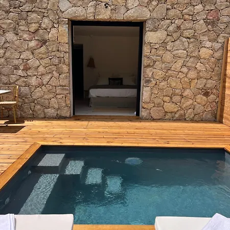 Couette-café Casa Suvara - D'hotes De Charme I Piscines Ou Privatifs
