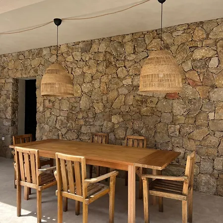 Casa Suvara - D'hotes De Charme I Piscines Ou Privatifs Oda ve Kahvaltı Conca