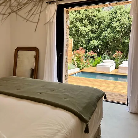 Casa Suvara - D'hotes De Charme I Piscines Ou Privatifs ベッド・アンド・ブレックファスト