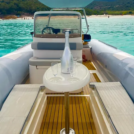 Casa Suvara - D'hôtes De Charme I Piscines Ou Privatifs Alojamento de Acomodação e Pequeno-almoço Conca