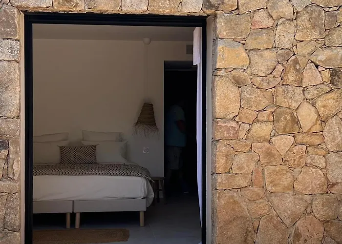 Couette-café Casa Suvara - D'hôtes De Charme I Piscines Ou Privatifs Conca