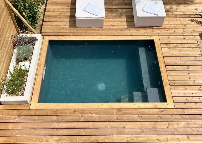 Couette-café Casa Suvara - D'hôtes De Charme I Piscines Ou Privatifs